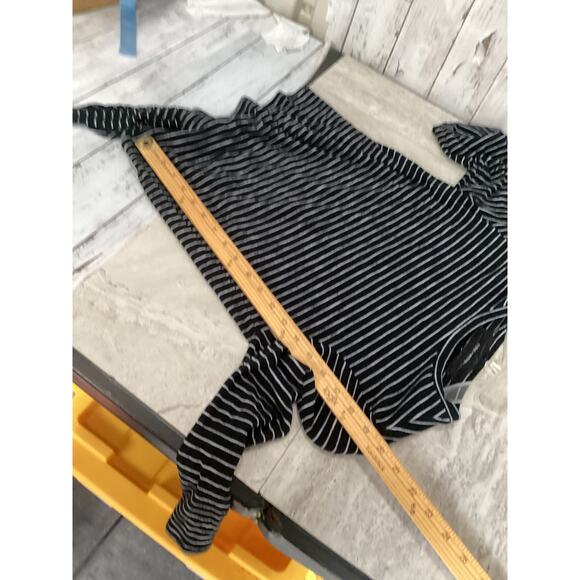 NWT Code x Mode - Black & white striped stretch knit tie back top M - Picture 5 of 7